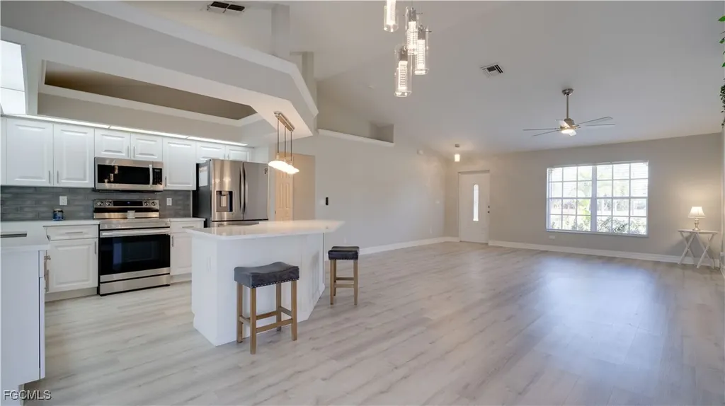 12 SW 18th Avenue Cape Coral FL 33991