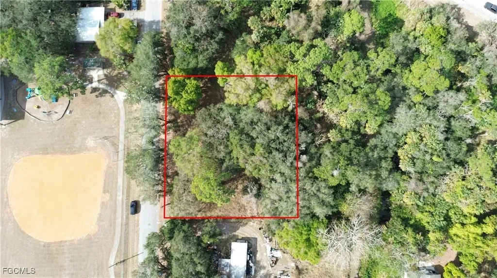 Suwanee Avenue Labelle FL 33935