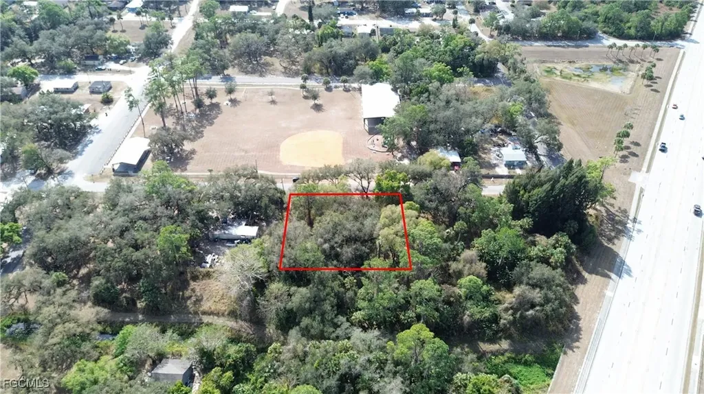 Suwanee Avenue Labelle FL 33935