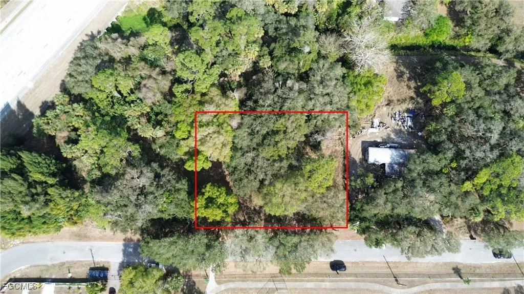 Suwanee Avenue Labelle FL 33935