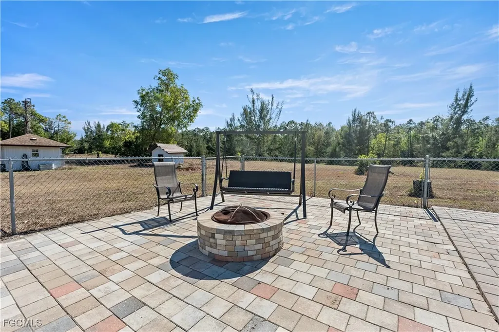 12751 Palmetto Pines Drive Cape Coral FL 33909