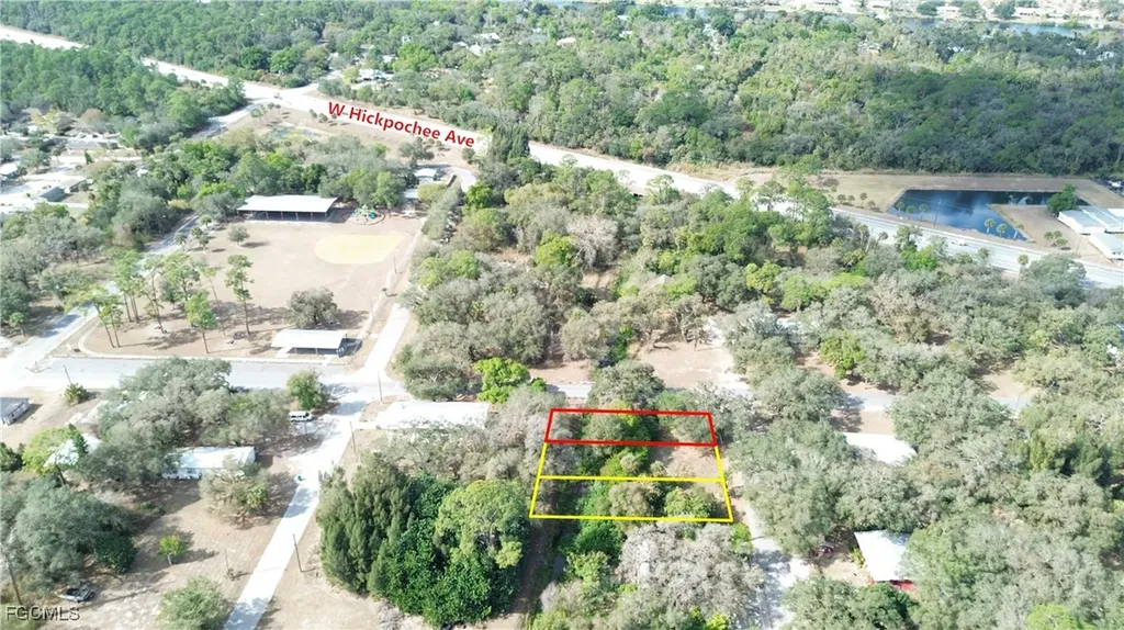 871 Caloosahatchee Avenue Labelle FL 33935