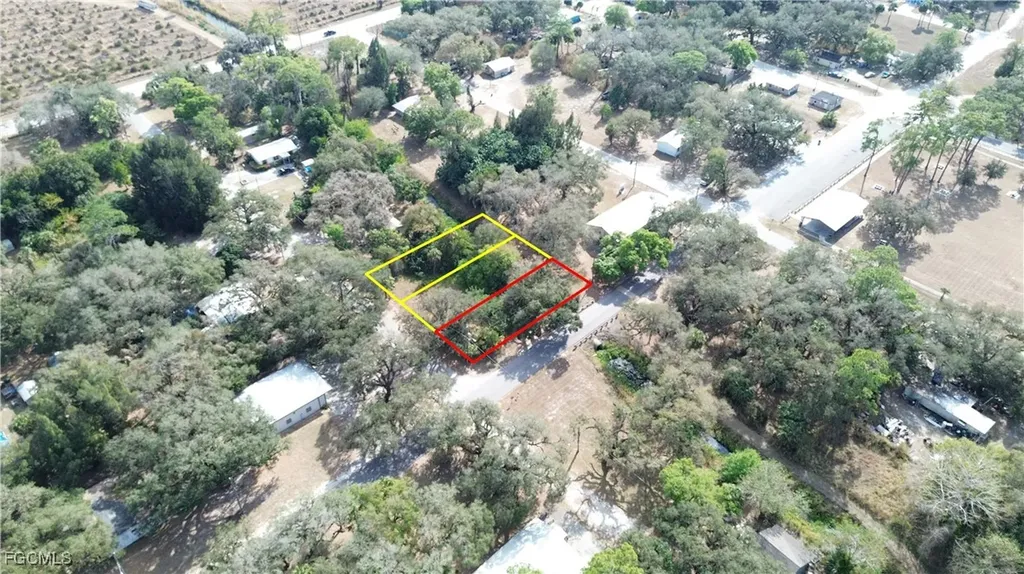 871 Caloosahatchee Avenue Labelle FL 33935