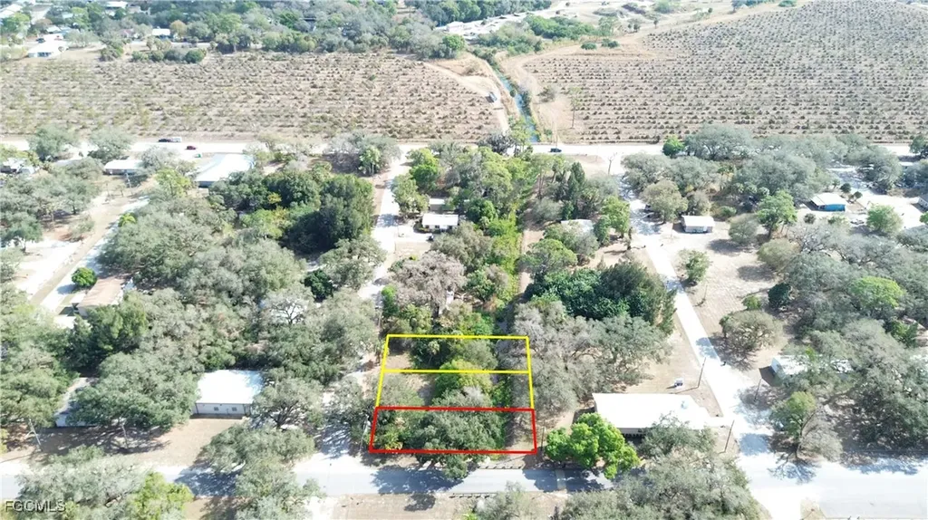 871 Caloosahatchee Avenue Labelle FL 33935