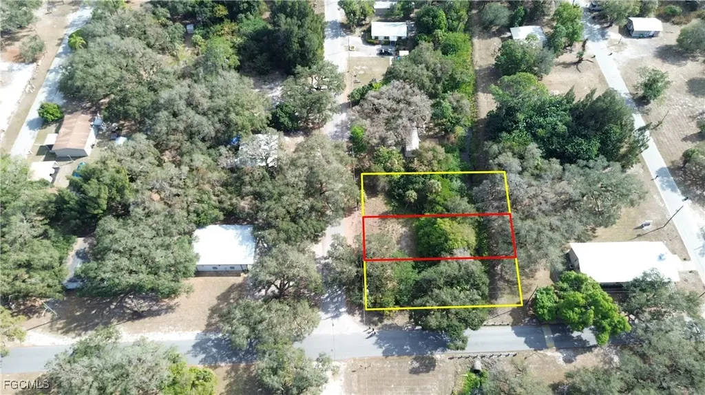 851 Caloosahatchee Avenue Labelle FL 33935
