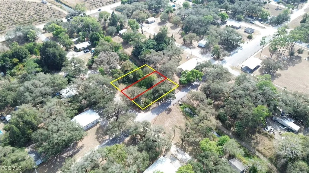 851 Caloosahatchee Avenue Labelle FL 33935