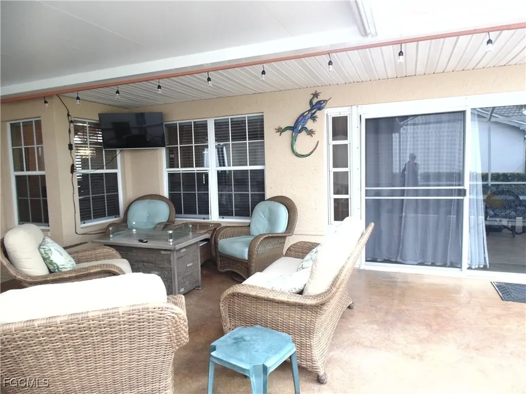 1900 Corona Del Sire Drive North Fort Myers FL 33917