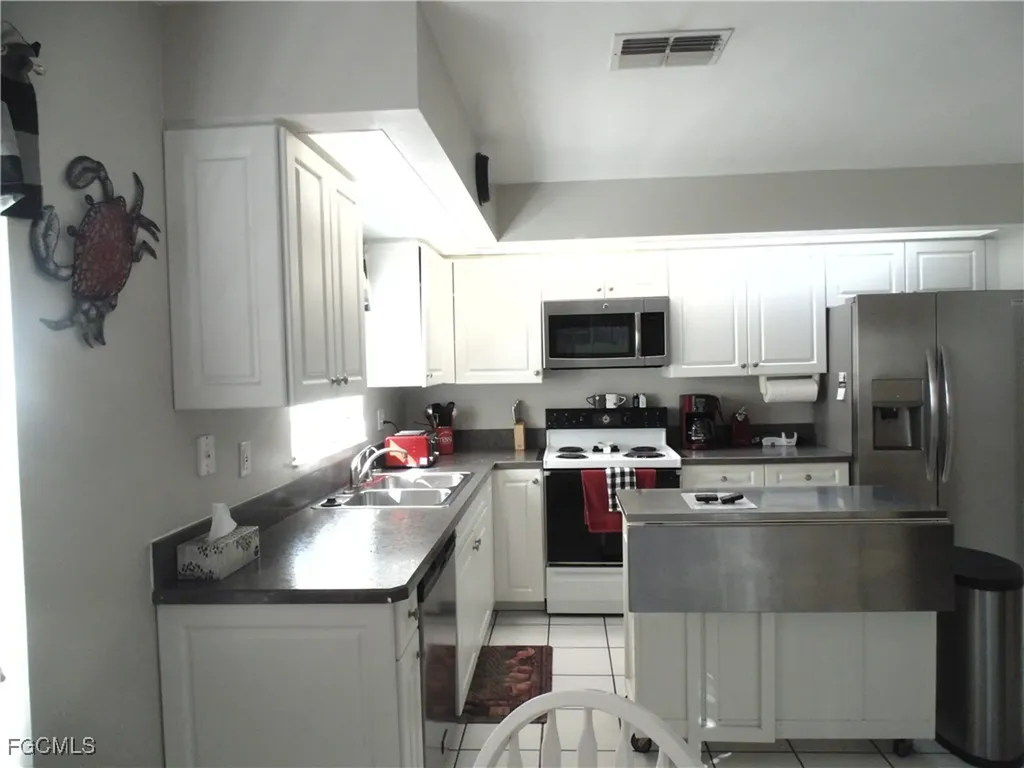 1900 Corona Del Sire Drive North Fort Myers FL 33917