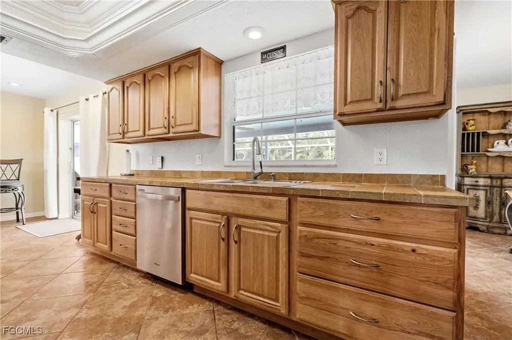 3802 SE 4th Avenue Cape Coral FL 33904