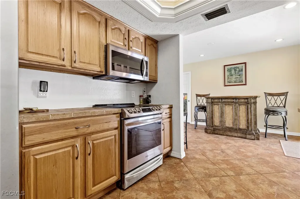 3802 SE 4th Avenue Cape Coral FL 33904