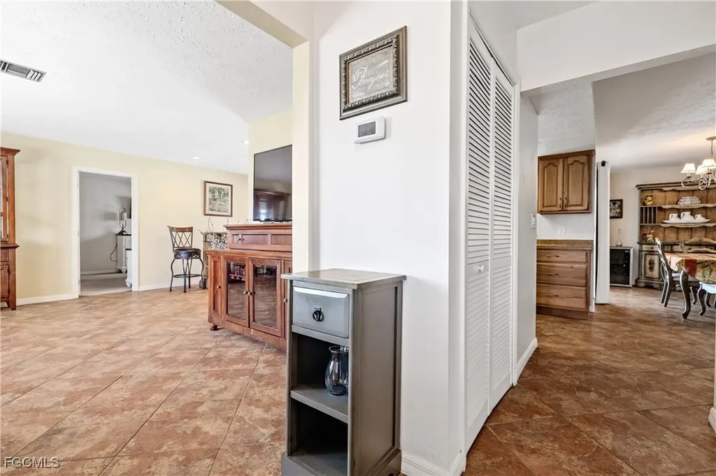 3802 SE 4th Avenue Cape Coral FL 33904
