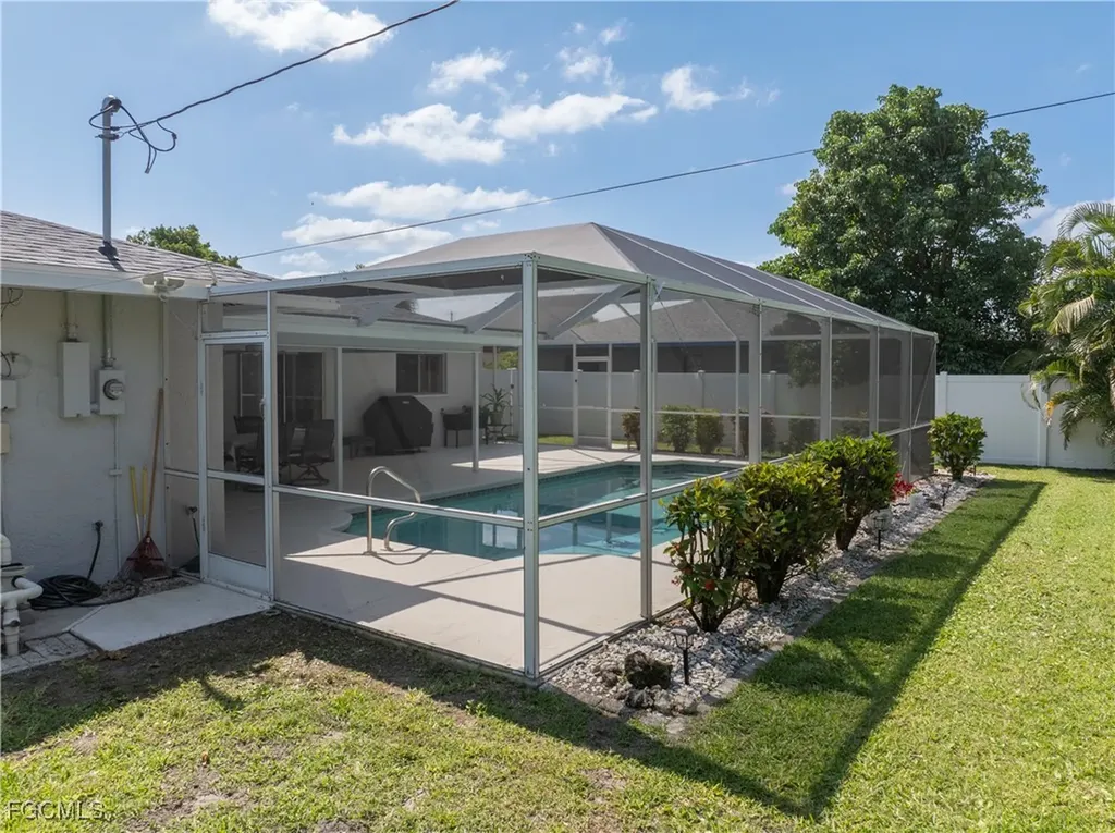 3802 SE 4th Avenue Cape Coral FL 33904