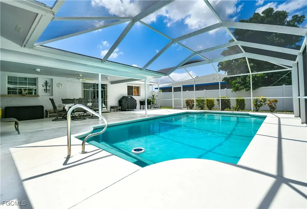 3802 SE 4th Avenue Cape Coral FL 33904