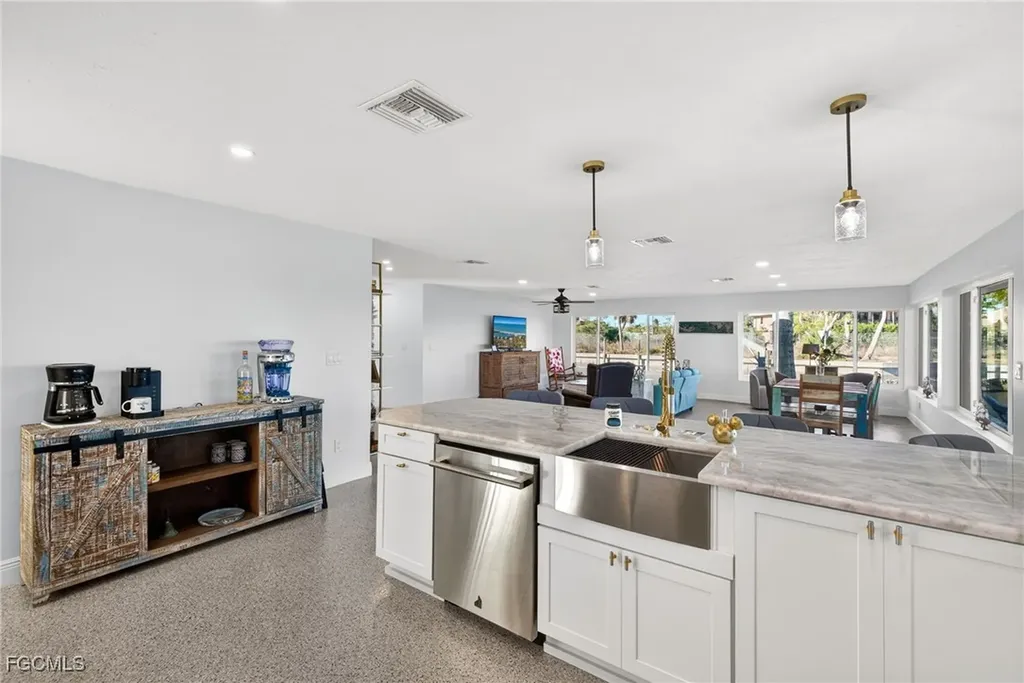 867 Oak Street Fort Myers Beach FL 33931