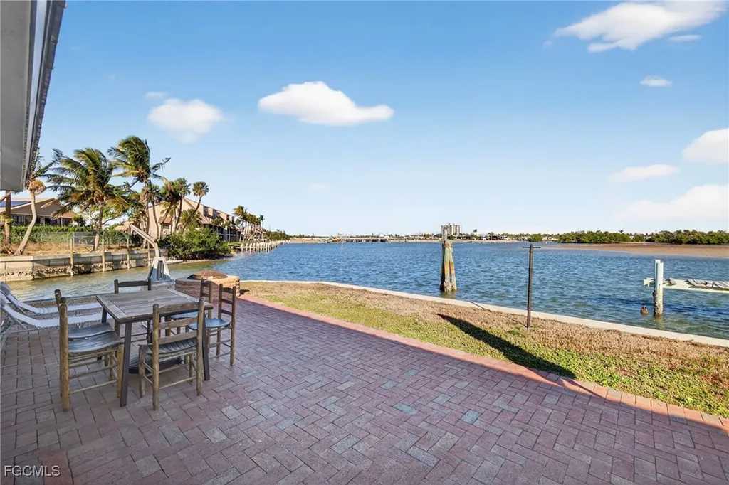 867 Oak Street Fort Myers Beach FL 33931