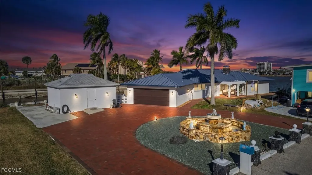 867 Oak Street Fort Myers Beach FL 33931