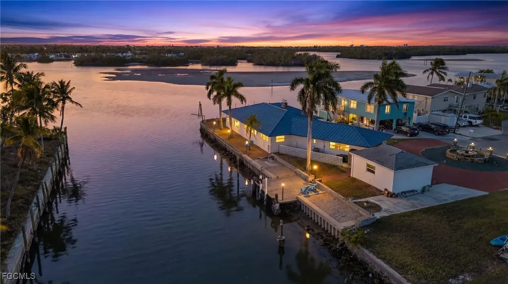 867 Oak Street Fort Myers Beach FL 33931