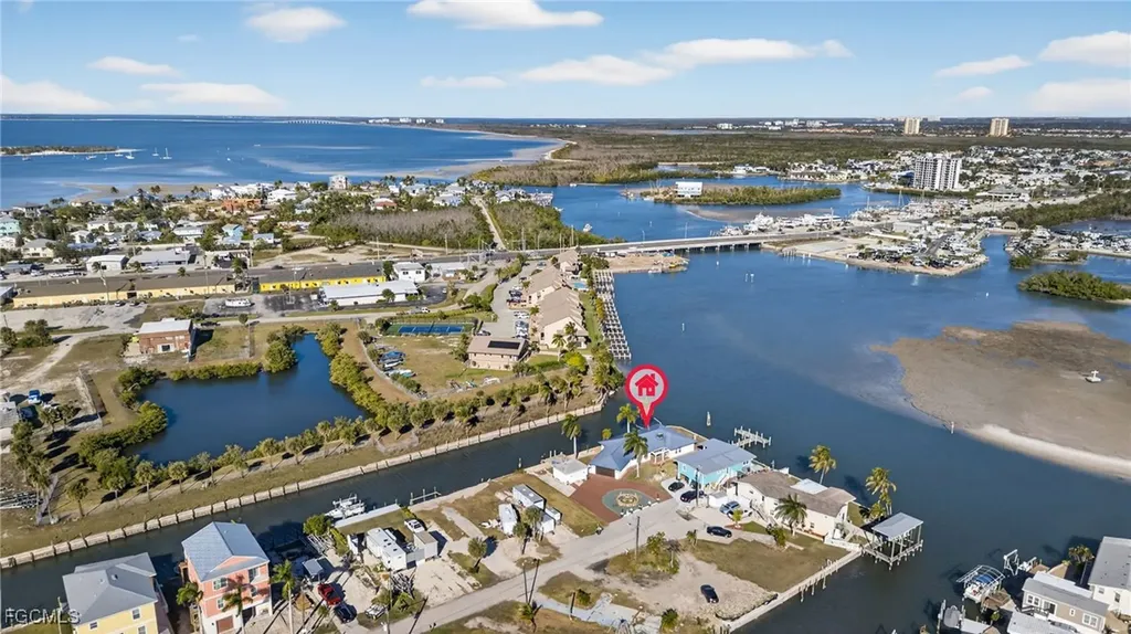 867 Oak Street Fort Myers Beach FL 33931