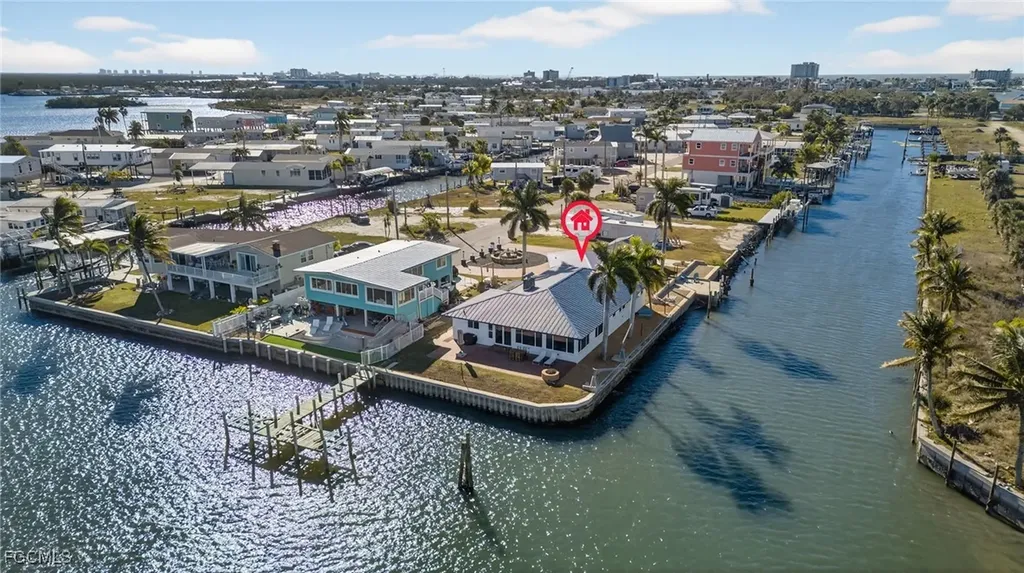 867 Oak Street Fort Myers Beach FL 33931