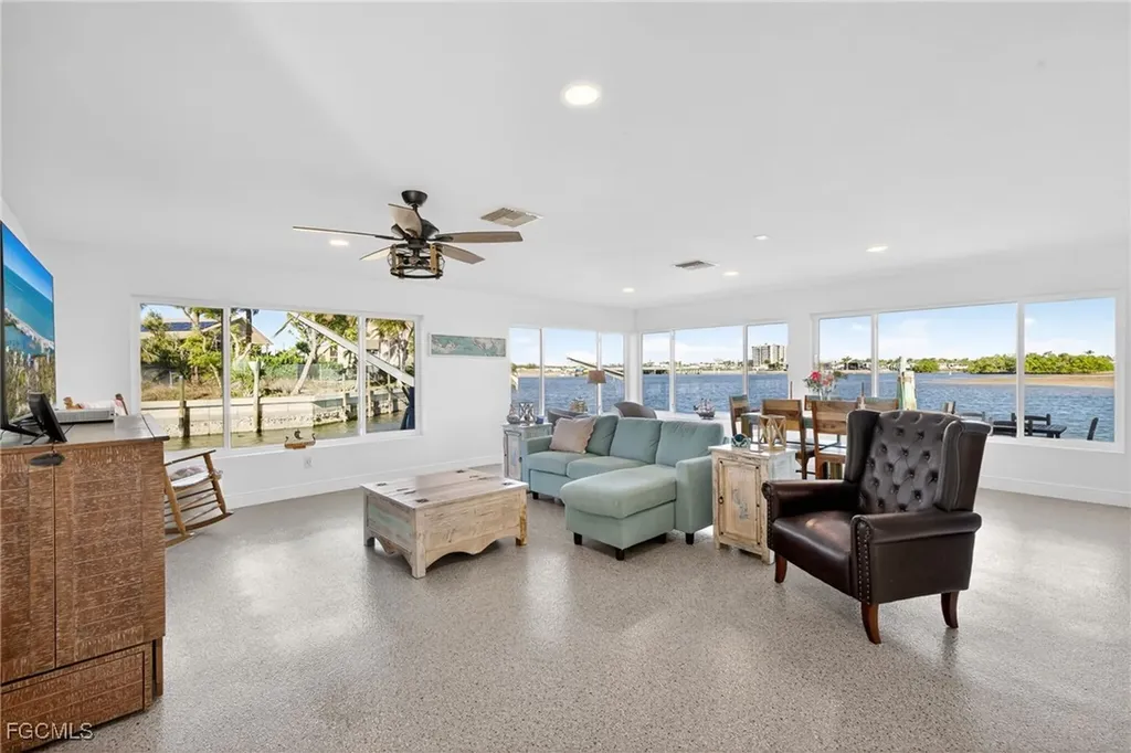867 Oak Street Fort Myers Beach FL 33931