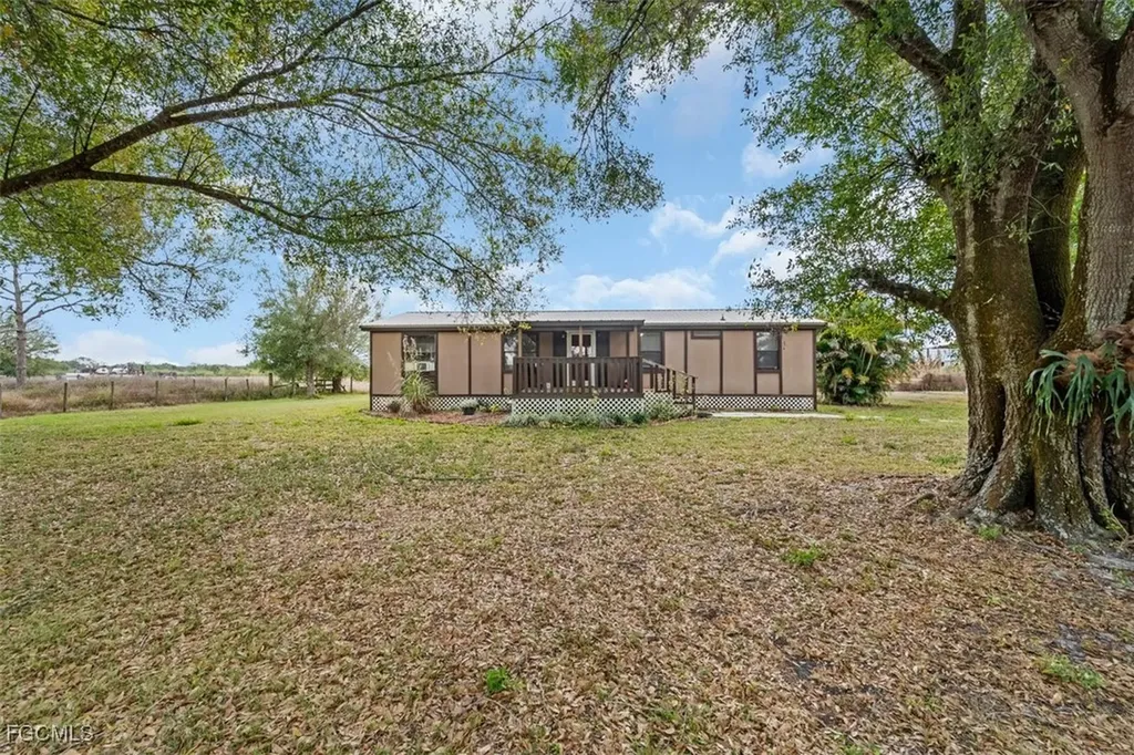 1155 Coffey Road Moore Haven FL 33471