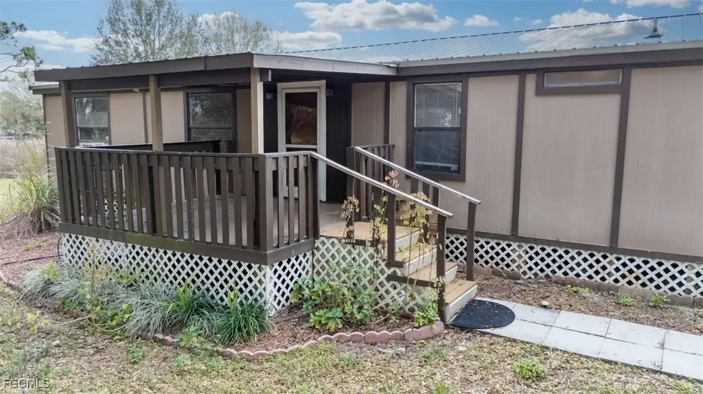 1155 Coffey Road Moore Haven FL 33471