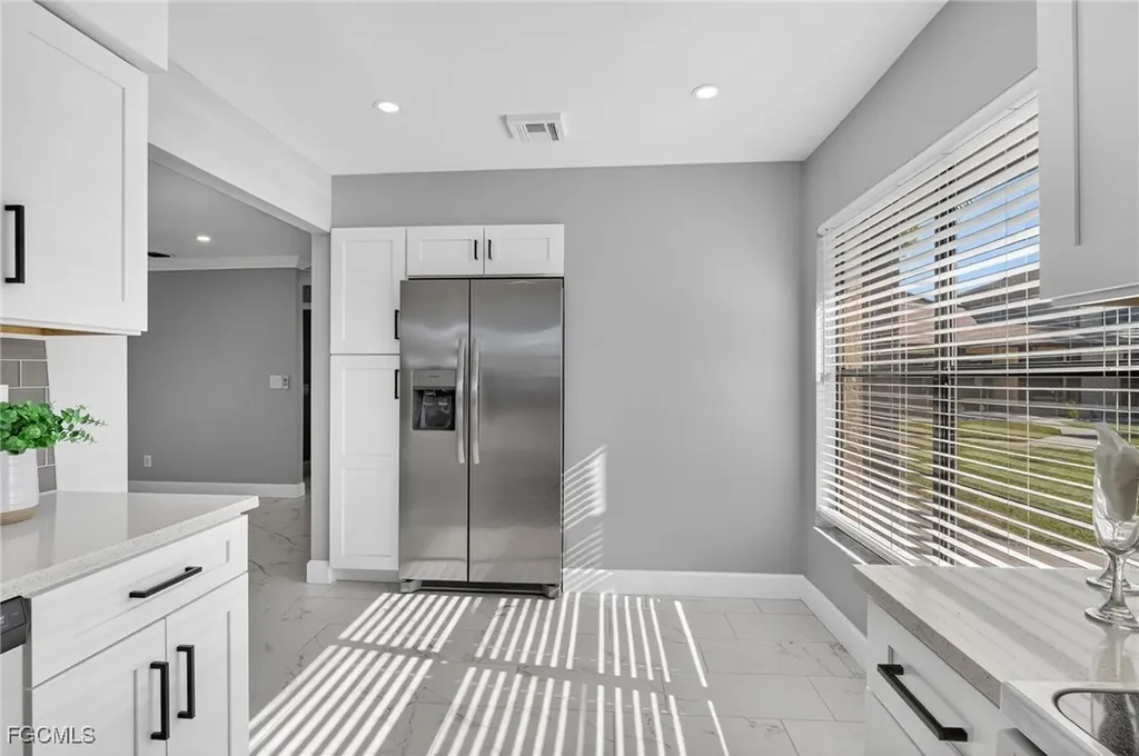 1209 SE 8th Street Cape Coral FL 33990