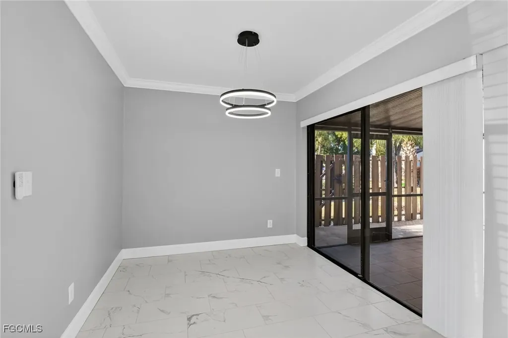 1209 SE 8th Street Cape Coral FL 33990