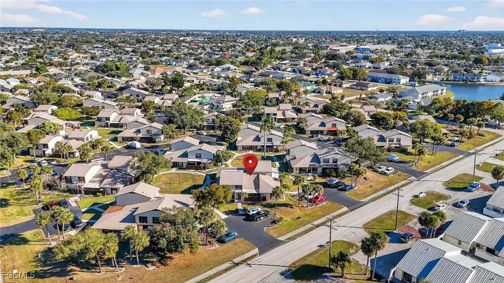 1209 SE 8th Street Cape Coral FL 33990