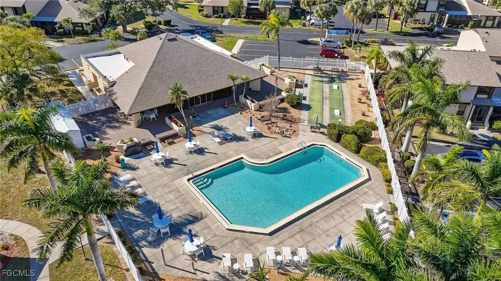 1209 SE 8th Street Cape Coral FL 33990