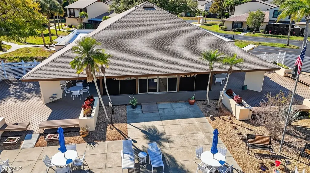 1209 SE 8th Street Cape Coral FL 33990