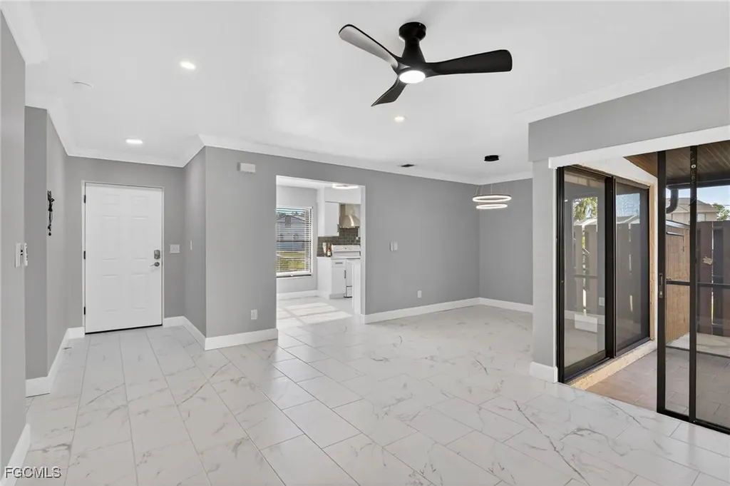 1209 SE 8th Street Cape Coral FL 33990