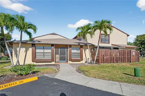 1209 SE 8th Street Cape Coral FL 33990