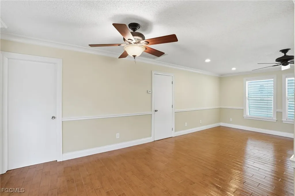 2306 NE 24th Avenue Cape Coral FL 33909
