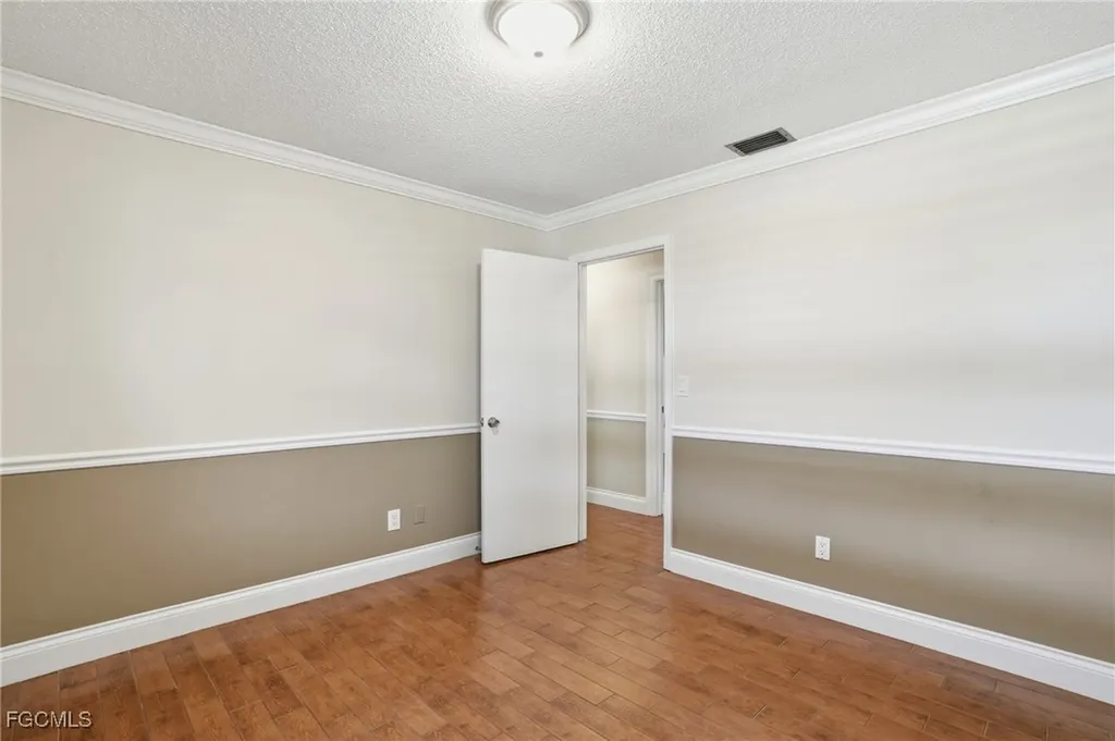 2306 NE 24th Avenue Cape Coral FL 33909