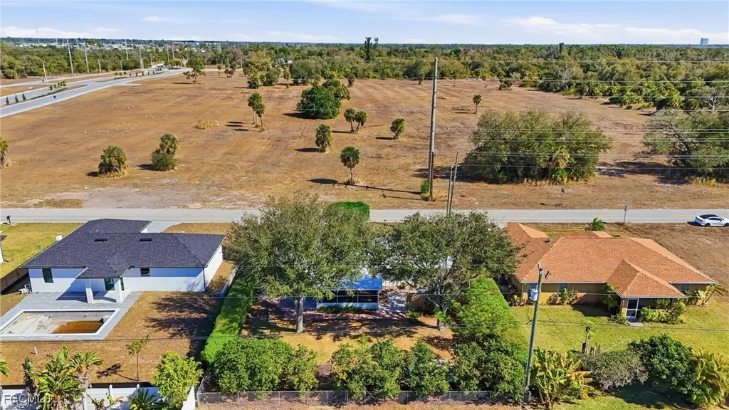 2306 NE 24th Avenue Cape Coral FL 33909