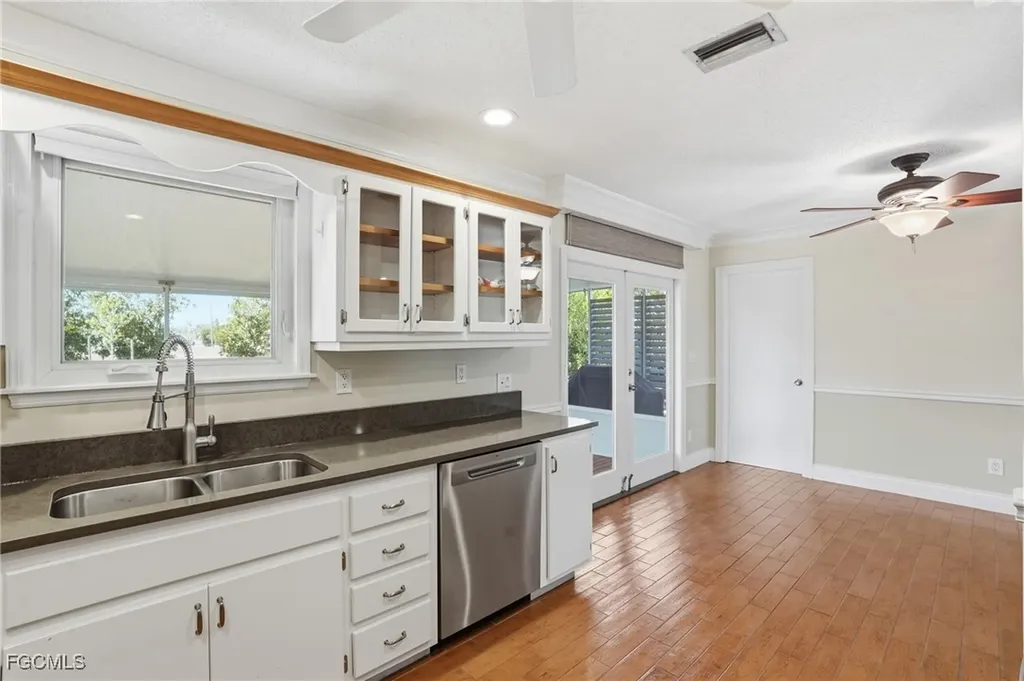 2306 NE 24th Avenue Cape Coral FL 33909
