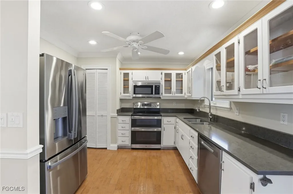 2306 NE 24th Avenue Cape Coral FL 33909