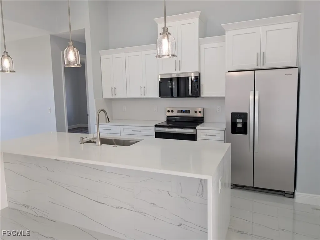 1032 NW 36th Place Cape Coral FL 33993