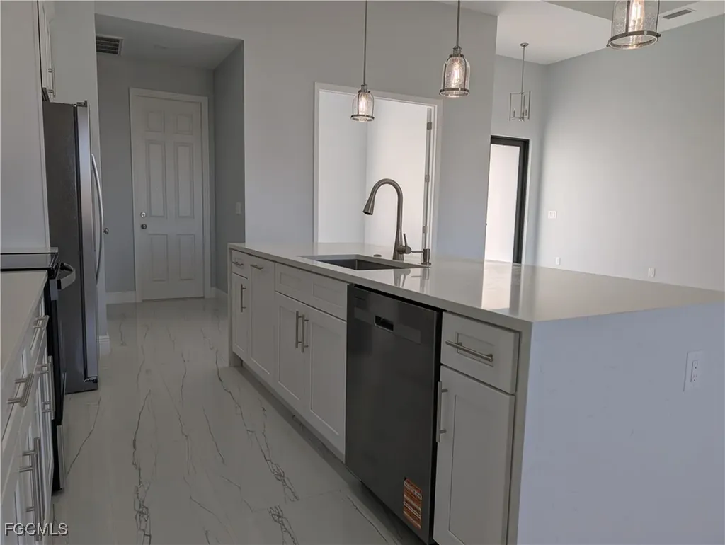 1032 NW 36th Place Cape Coral FL 33993