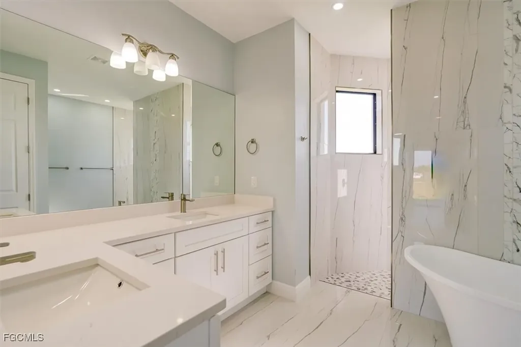 1032 NW 36th Place Cape Coral FL 33993