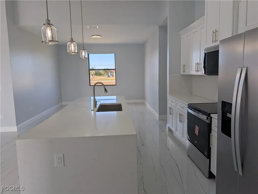 1032 NW 36th Place Cape Coral FL 33993