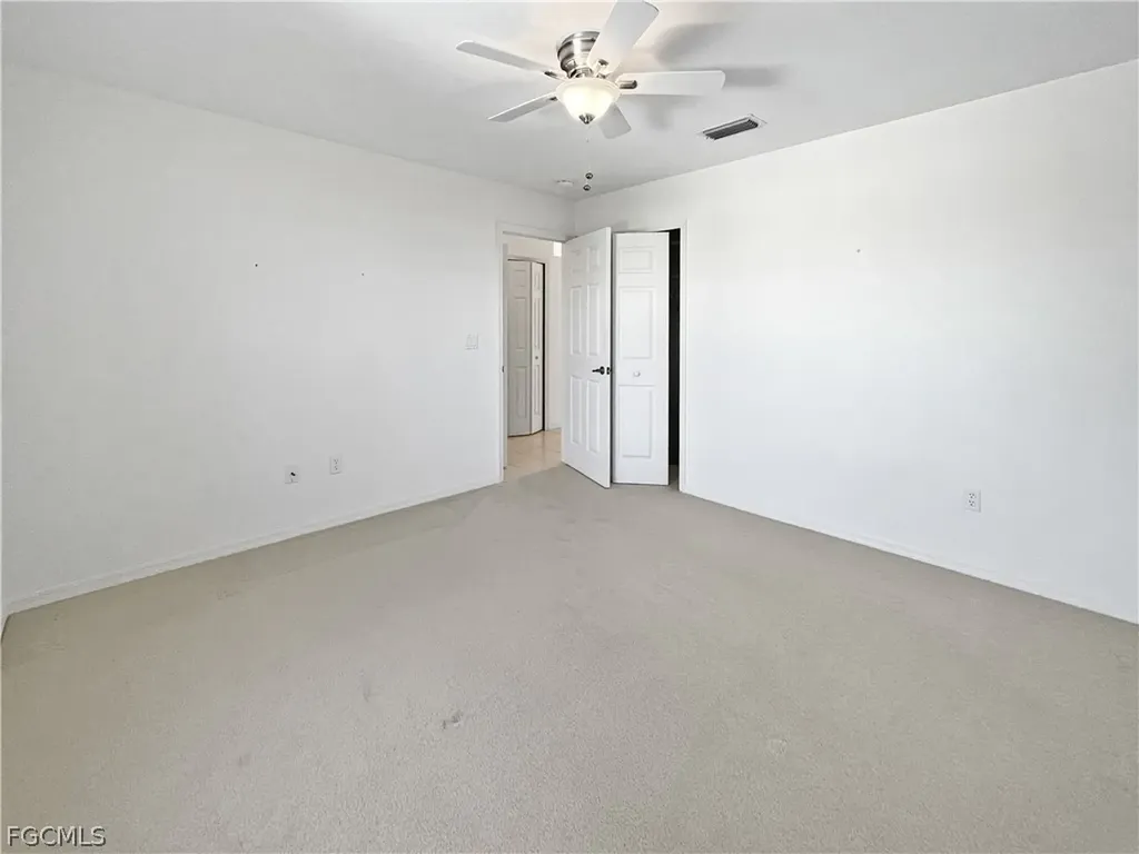 1004 SW 48th Terrace Cape Coral FL 33914