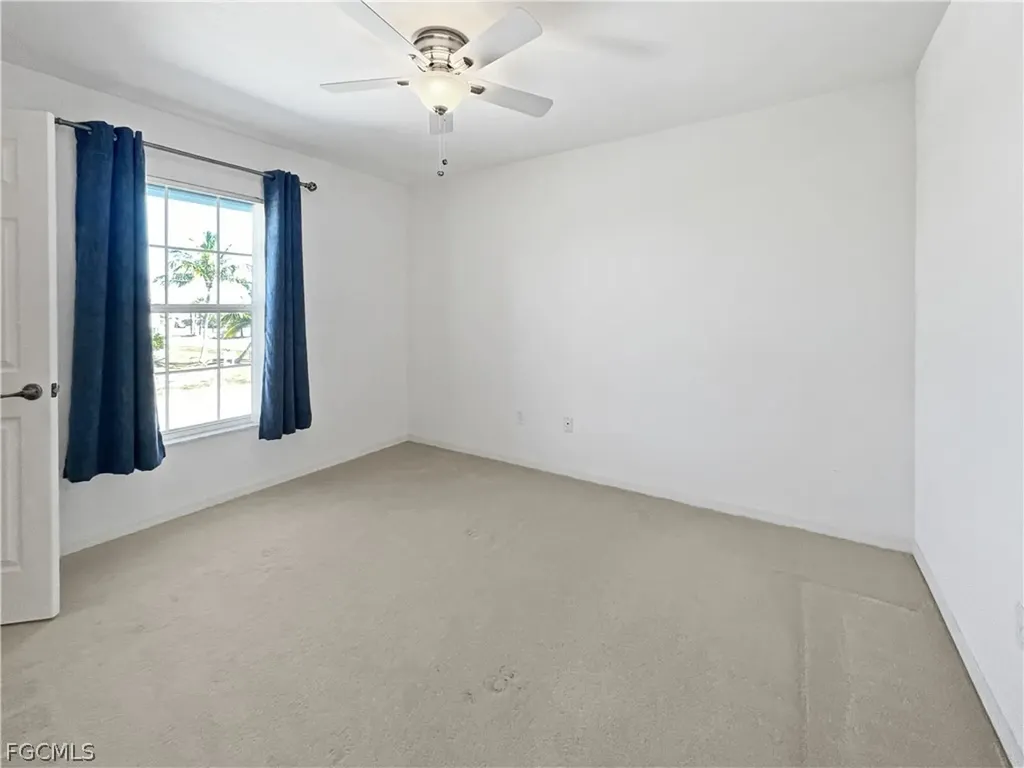 1004 SW 48th Terrace Cape Coral FL 33914