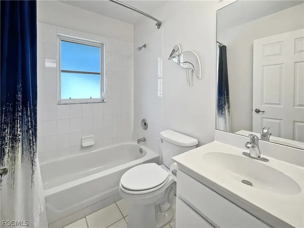 1004 SW 48th Terrace Cape Coral FL 33914