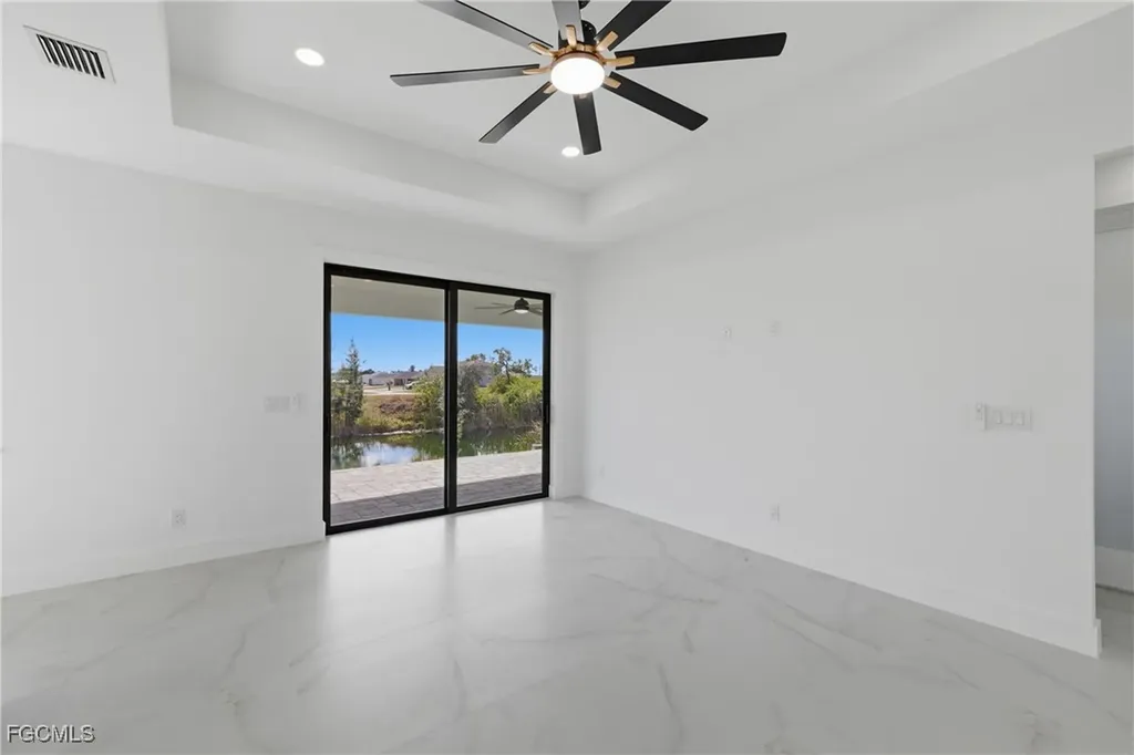 2124 NW 21st Street Cape Coral FL 33993