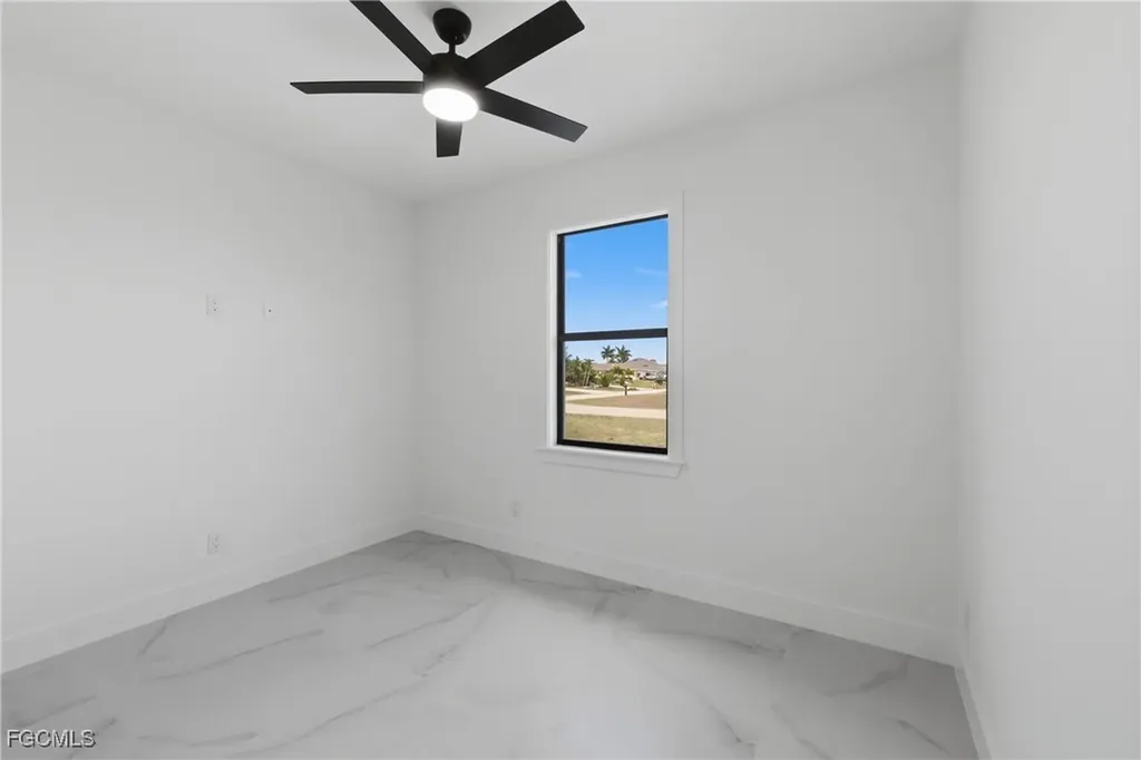 2124 NW 21st Street Cape Coral FL 33993