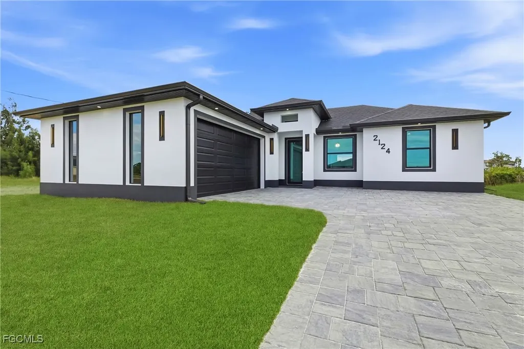 2124 NW 21st Street Cape Coral FL 33993