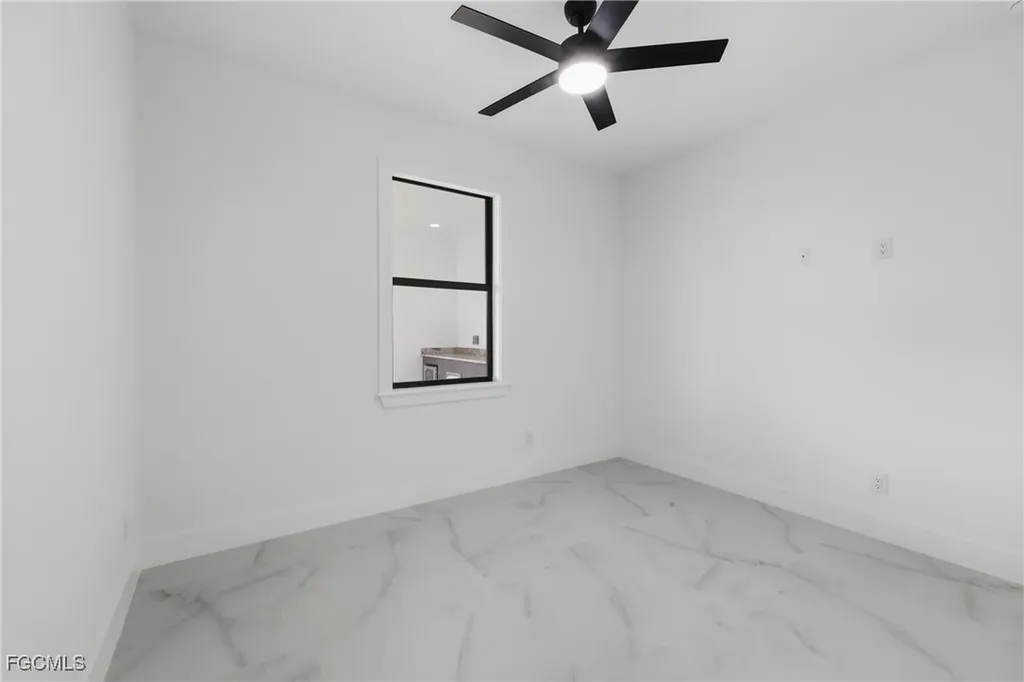2124 NW 21st Street Cape Coral FL 33993
