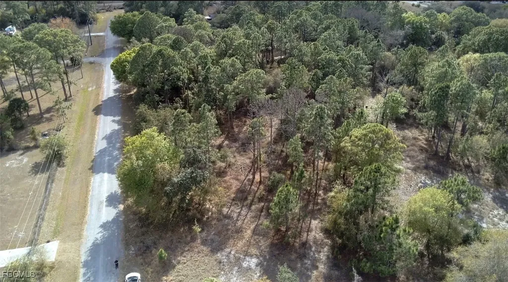 260 N Olivo Street Montura Ranches FL 33440
